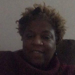 Meet your Posher, Chrystl